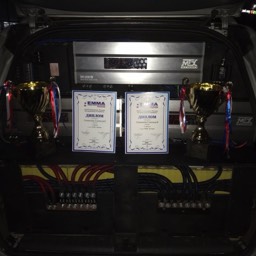 MTX loaded Mercedes ML from Russia - Trophies